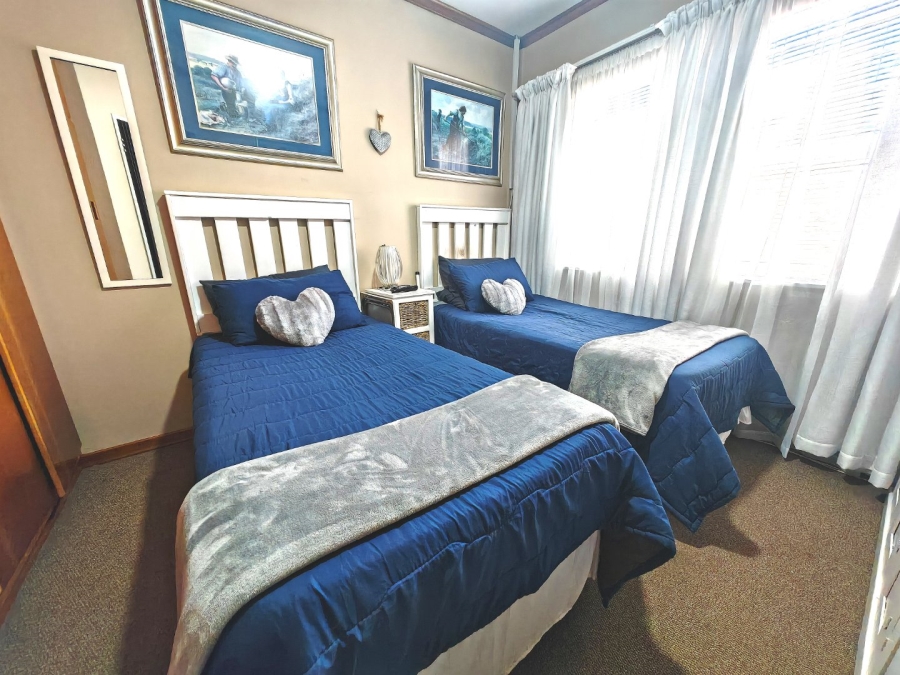 2 Bedroom Property for Sale in Pellissier Free State